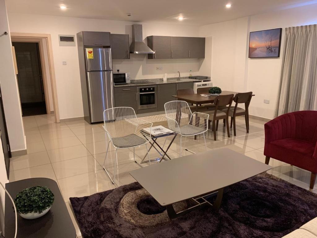 The Gallery Luxury Apartments Accra Exteriör bild
