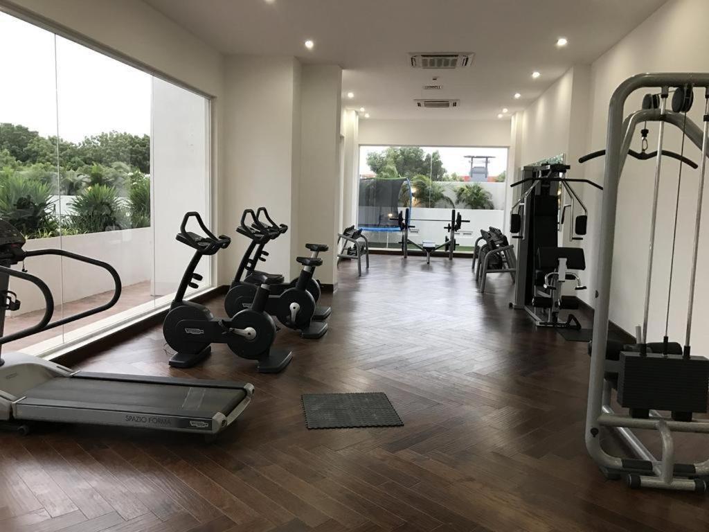 The Gallery Luxury Apartments Accra Exteriör bild