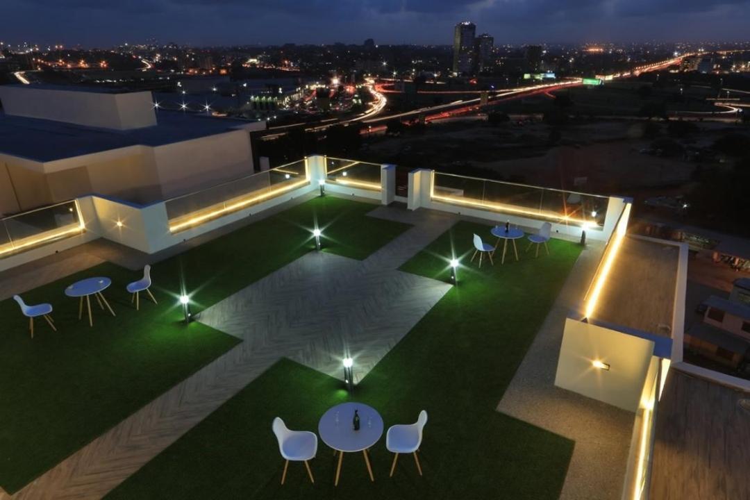 The Gallery Luxury Apartments Accra Exteriör bild